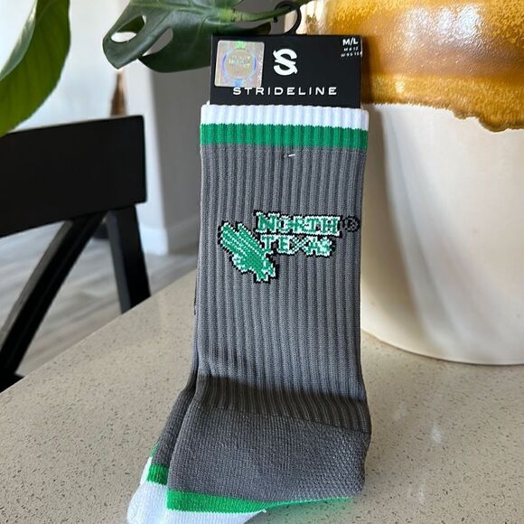 NWT University of North Texas Strideline Gray Socks M/L Knit Striped Crew Sports - Picture 4 of 9